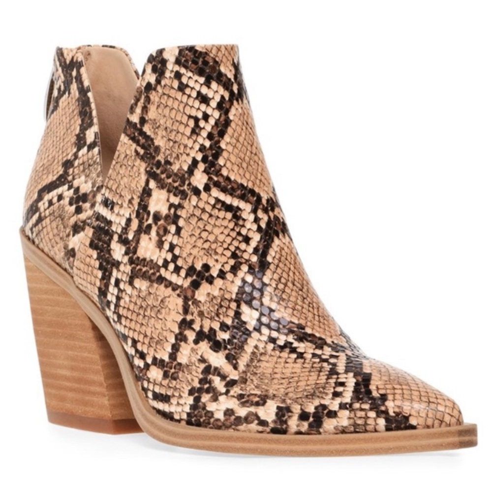 Steve Madden Snake sprint Booties